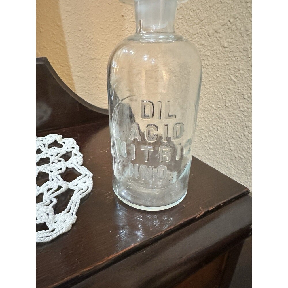 Wheaton Dil Acid Nitrate Apothecary Bottle with Original Matching Stopper